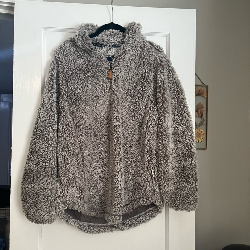 Simply southern pullover
